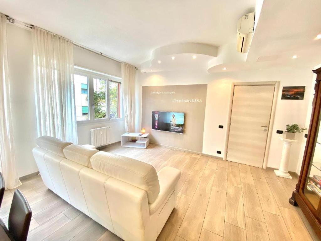 Apartment Bocconi Home, Moderno Con 2 Bagni E 2 Da Letto *